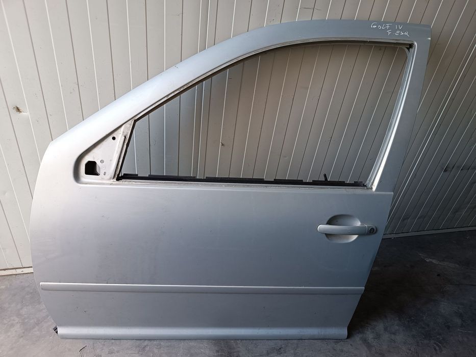 PORTA VOLKSWAGEN GOLF IV -FRENTE ESQUERDO / TRAS ESQUERDA