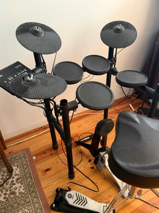 Bateria Yamaha DTX452K E-drum