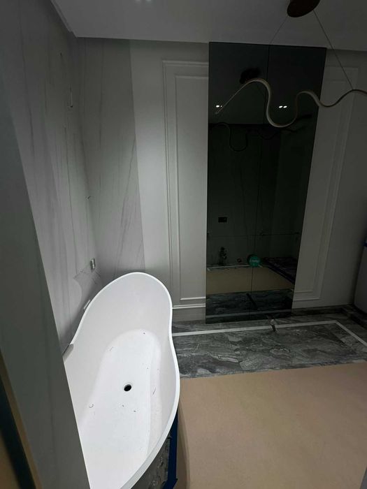 Продам 2 к квартиру на просп.Космонавтів 5330