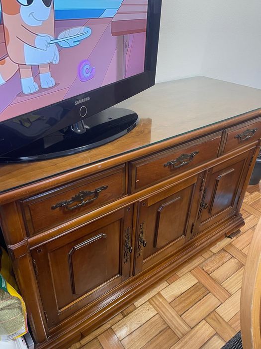 Vendo Móvel de TV com arrumação