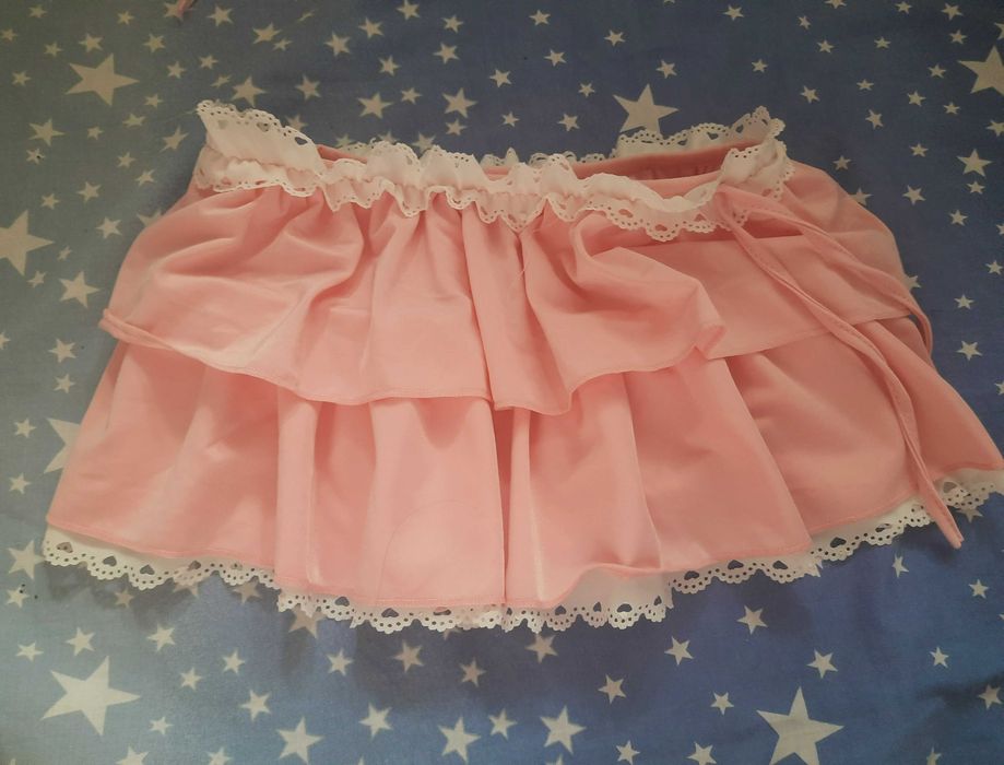 Рожевий роздільний купальник з мереживом і сердечками