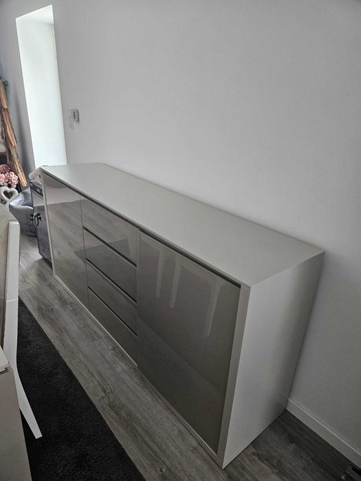 Vende-se mobília de sala de jantar