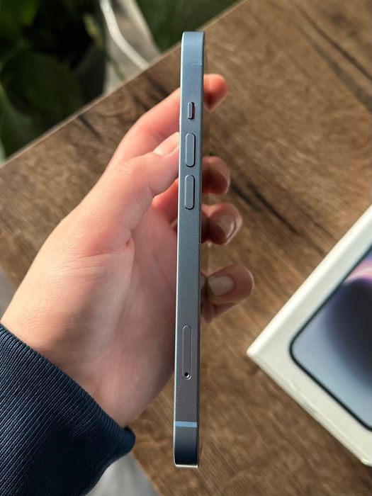 iPhone 14  128GB