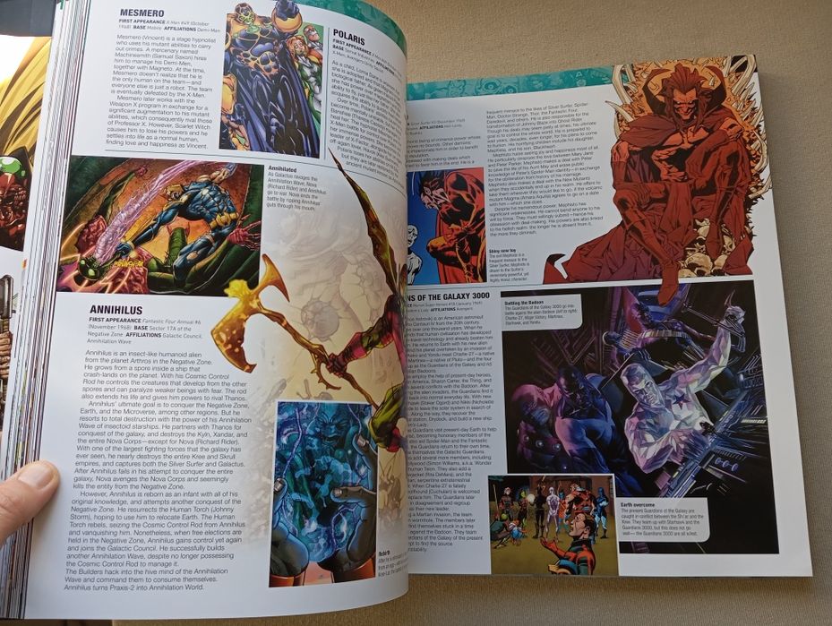Super livro Ultimate Marvel