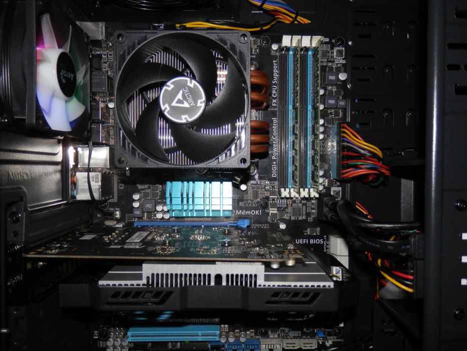 Игровой ПК AMD/sAM3+/FX-6350/RX 560 4GB/16GB DDR3/SSD 240GB/400W