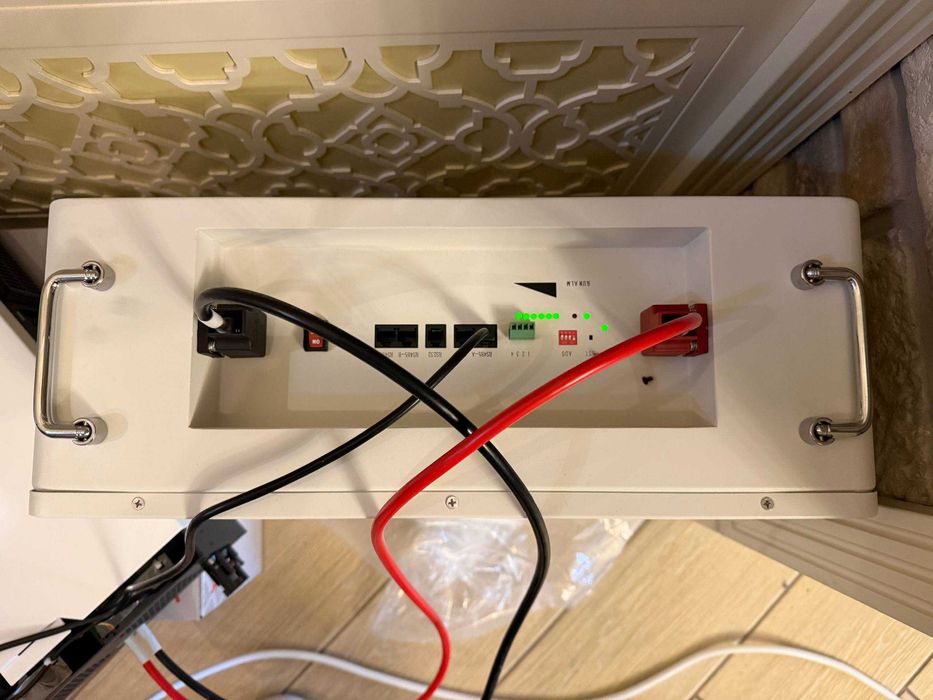 Гибридный инвектор/инвертор 6.2 kWh SKE + аккумулятор 5.12kWh