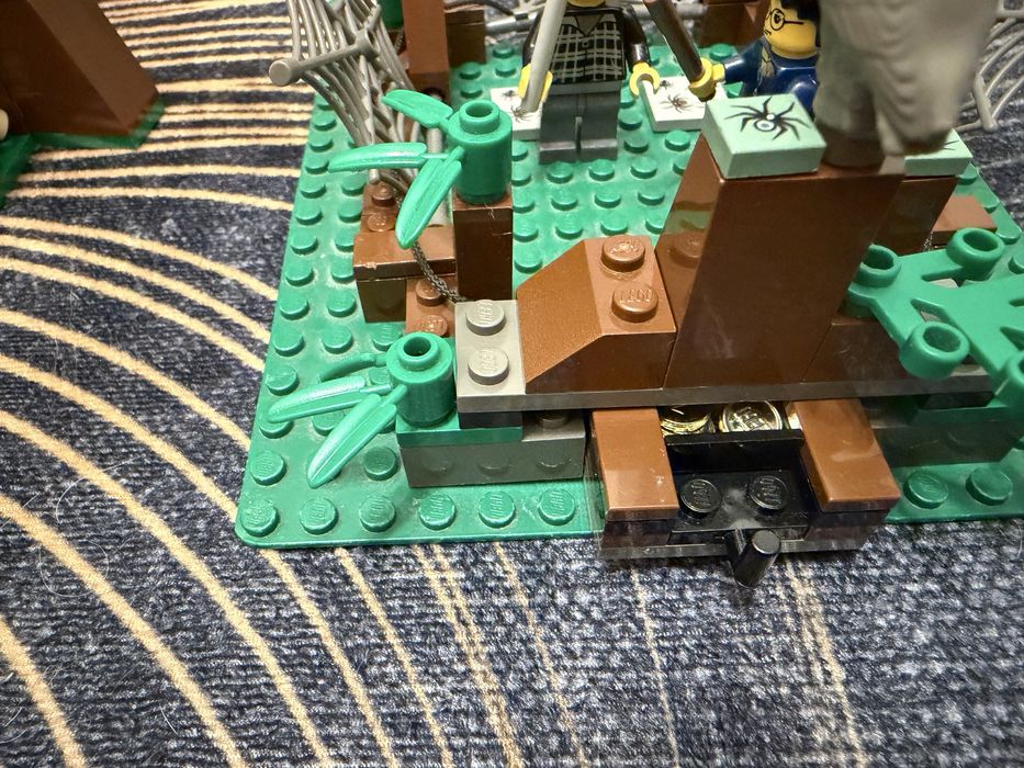 Lego 4727 Harry Potter Aragog w zakazanym lesie