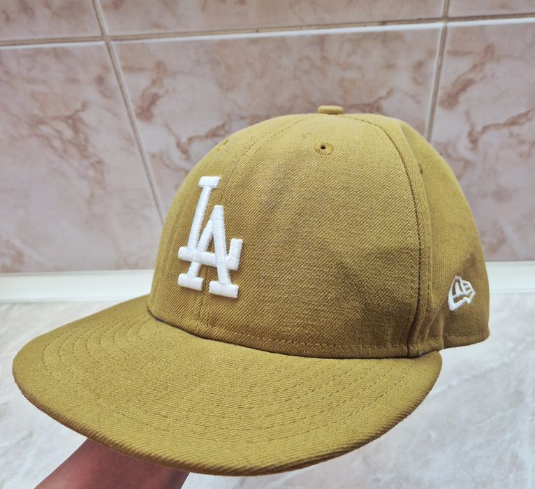 Кепка New Era LA (Los Angeles)

Стильная и оригинальная кепка от New E