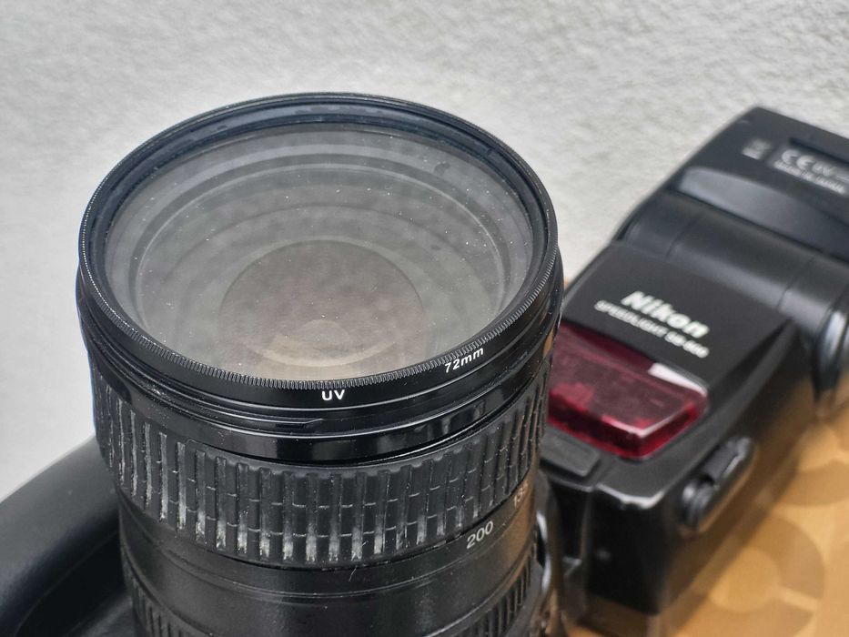 Nikon D80 + Nikkor 18-200 + Lampa SB-800