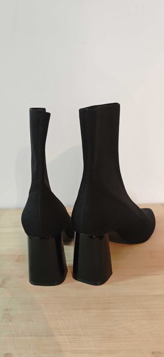 Bota/Botins ZARA pretos com salto em bloco