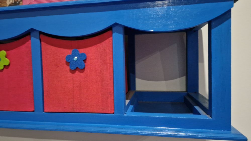 Pequeno móvel suspenso