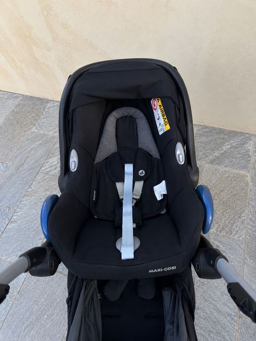 Babycoque Maxi-cosi e carrinho Bebé Confort