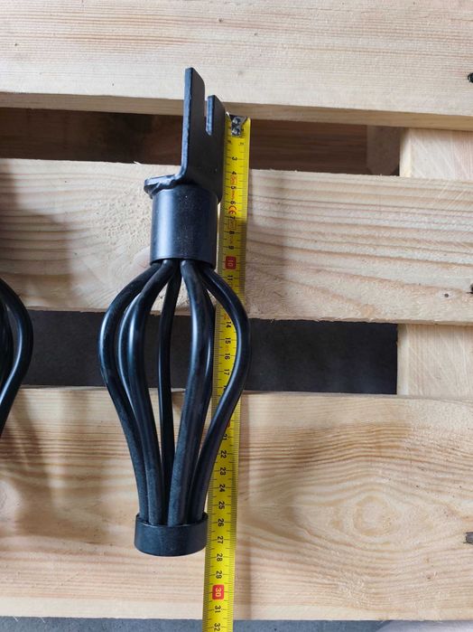 Żeliwne nogi do łóżka IKEA