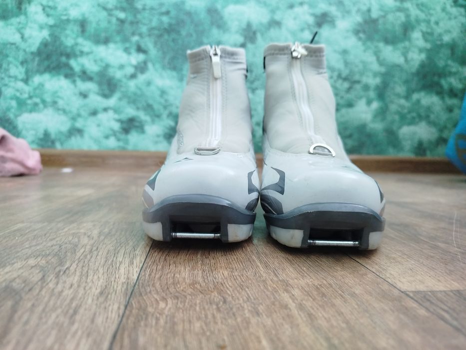 Черевики, ботінки. Взуття для бігових лиж Fischer NNN. 38 розмір.