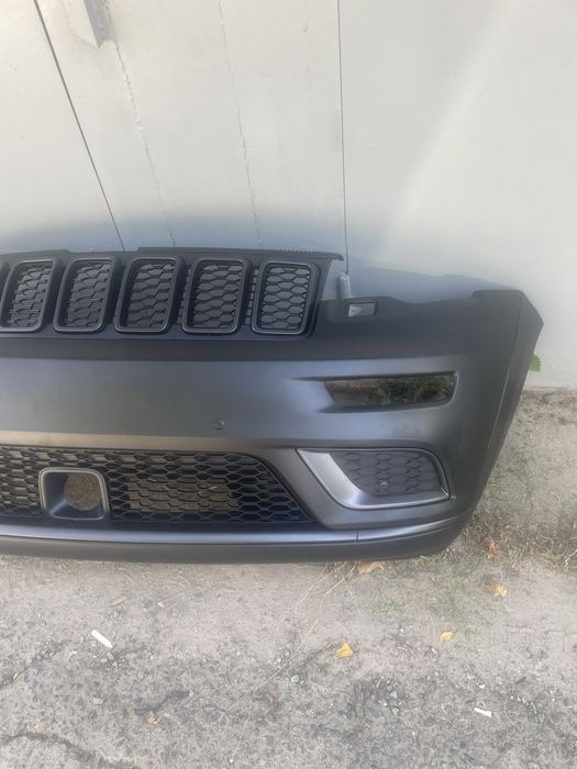 Бампер Jeep Grand Cherokee Limited X