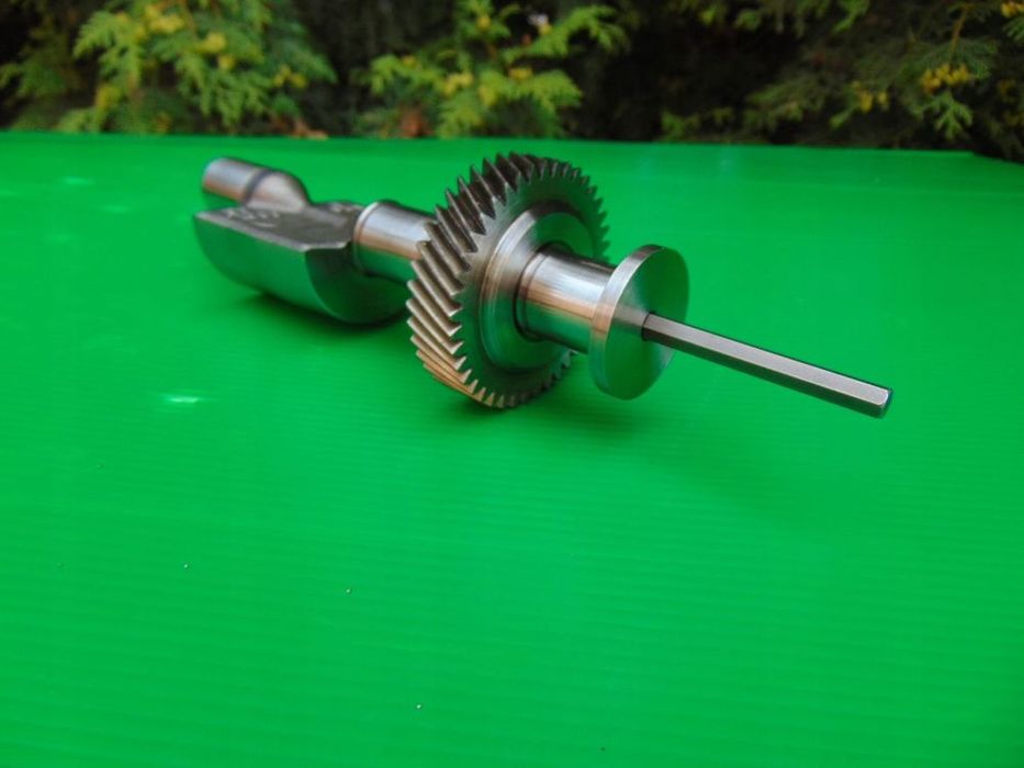 Wałek balansowy pompa oleju 2,0TDI CBA CBB CAG CJC