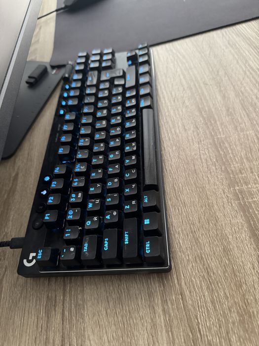 Клавіатура бездротова ігрова Logitech G Pro X TKL LightSpeed Black (920-012136)