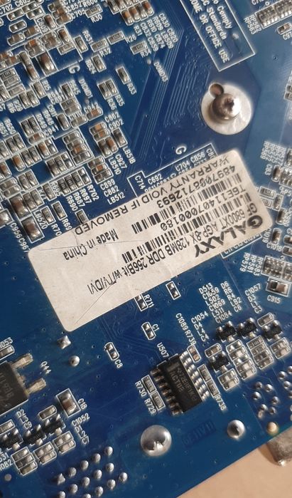 Karta graficzna GALAXY GEFORCE 6800XT 128MB DDR 256BIT AGP Brak śledzia Retro.