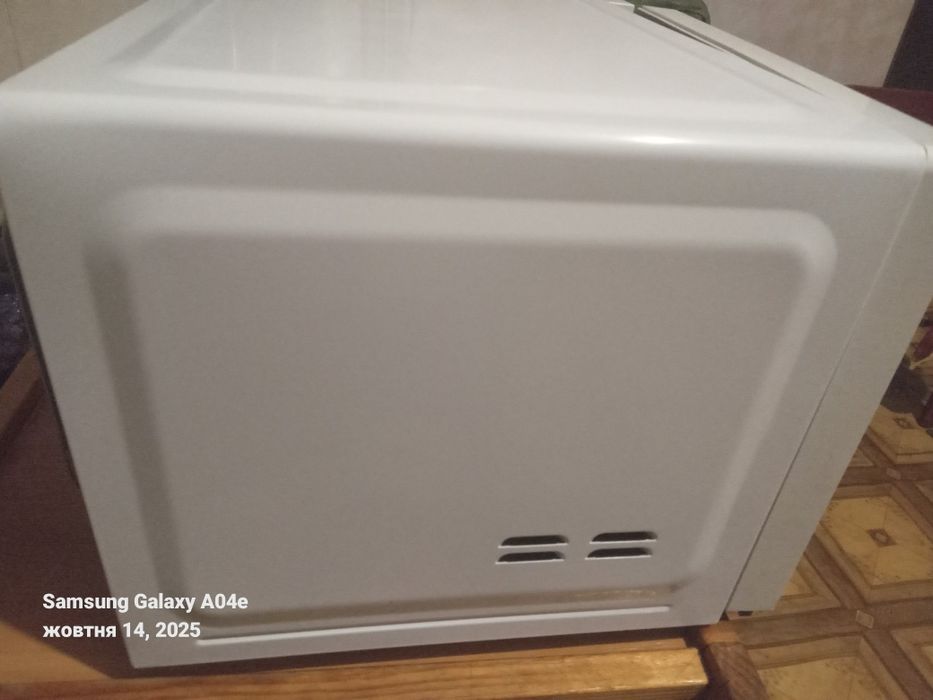 Мікрохвильова піч (НВЧ) Bosch FFL020MW0/01