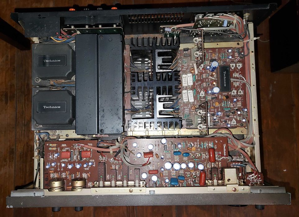 Amplificador Technics SU-8080