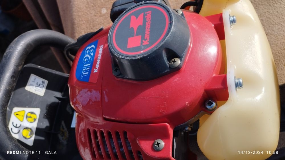 Corta sebes a gasolina