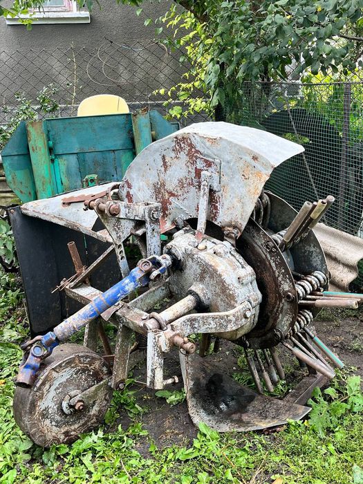 Продам роторну картоплекопалку