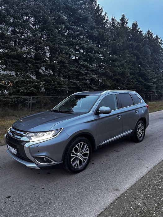 Mitsubishi Outlander Mitshubishi Outlander, 2016, 2.2, 4x4, Automat, 7 miejsc,