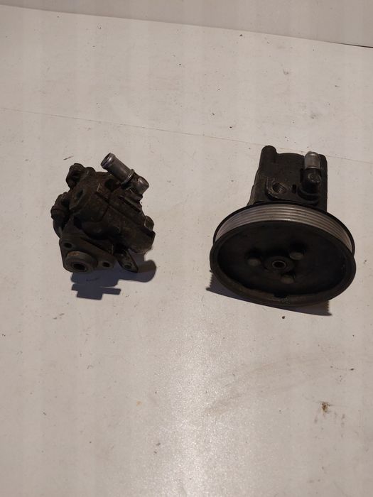 Pompa wspomagania bmw e 46 1.8 1.9 m 43tub 19 benzyna koło pasowe