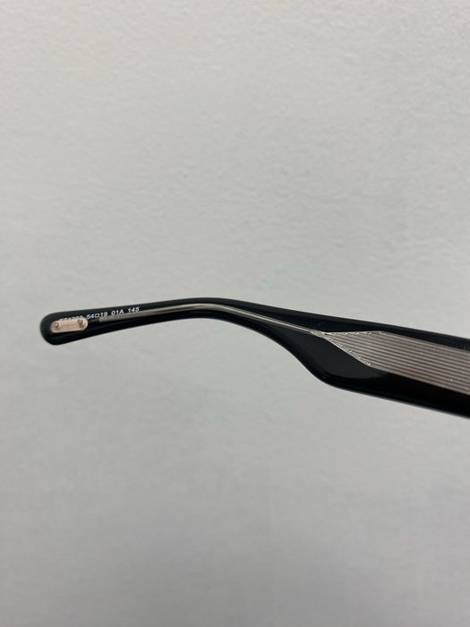 Czarne nowe okulary przeciwsłoneczne