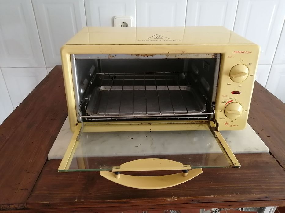 forno eléctrico a funcionar