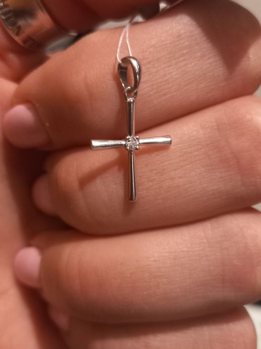 Крестик с бриллиантом золотой