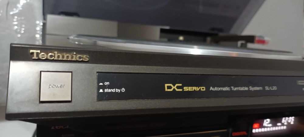 Technics SL-L20 Linear Turntable64585695306499124