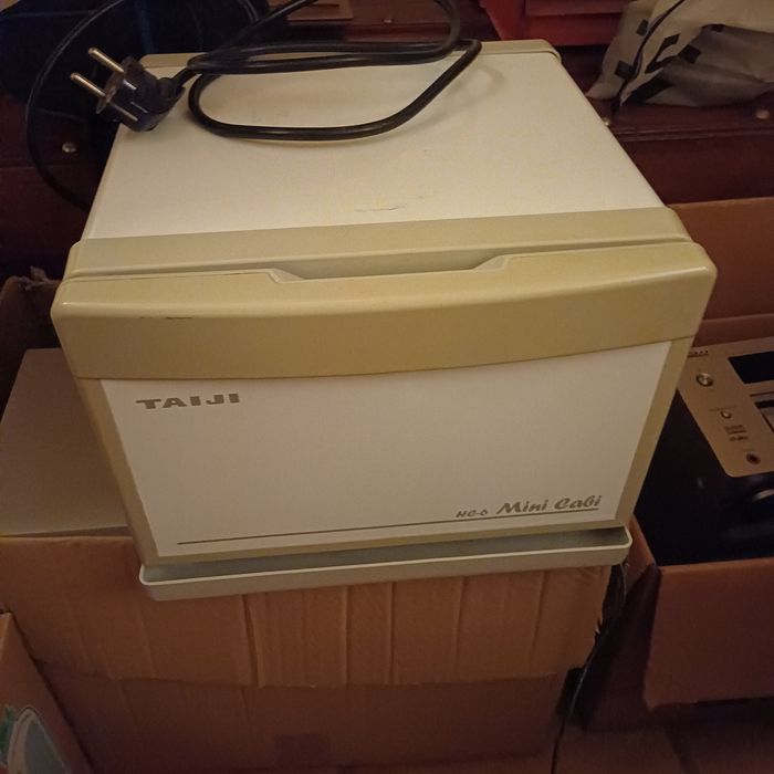 Vendo aquecedor de toalhas marca Taiji.