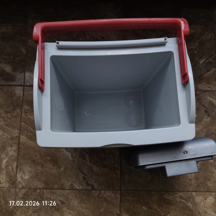 Автомобільний охолоджувач