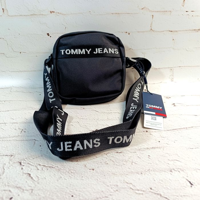 TOMMY JEANS Torba Męska Czarna Square Reporter 100% Poliester NOWA z m