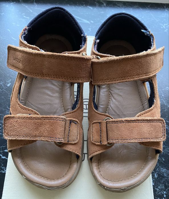 Sprzedam skórzane sandałki firmy Lasocki rozmiar 28