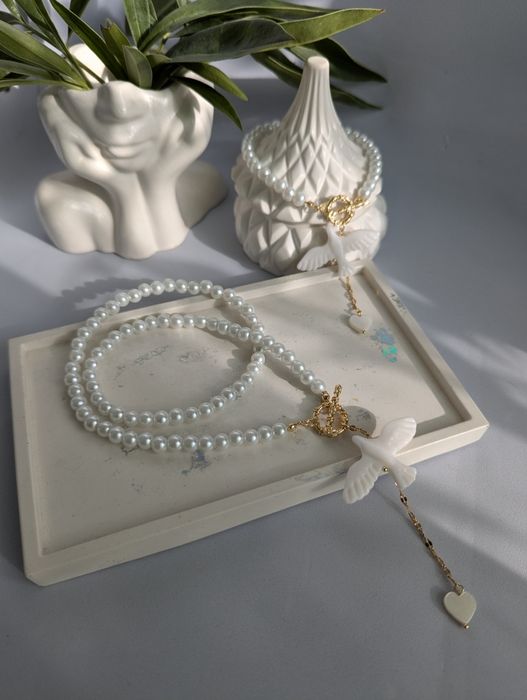 Чокер,трендові прикраси,пташка на шнурі