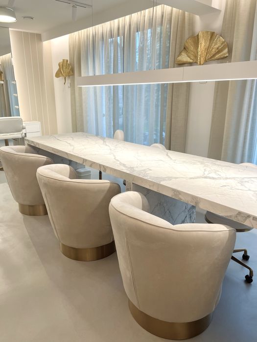 Stanowiska do stylizacji Paznokci