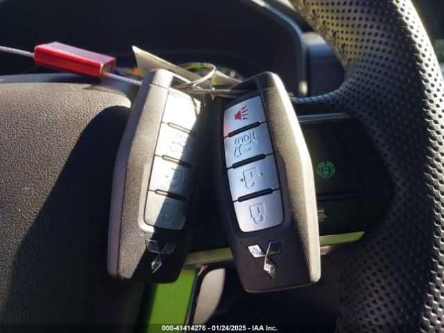 Mitsubishi Outlander SEL 2023_