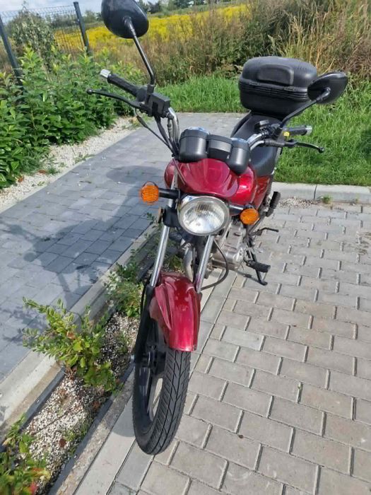 Motocykl Junak 121 poj 125. Rok 2022