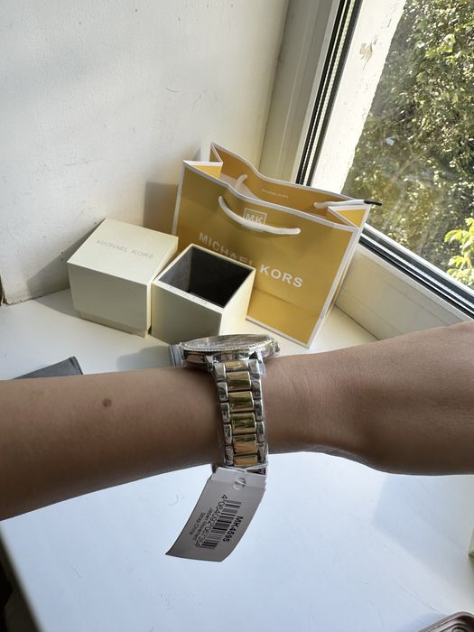 Часи годинник Michael Kors MK4667