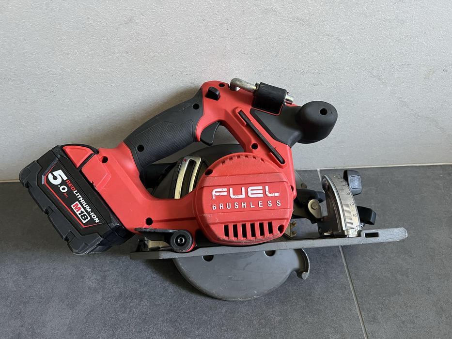 Безщіткова Акум. Циркулярна Пила Milwaukee M18 CCS 55