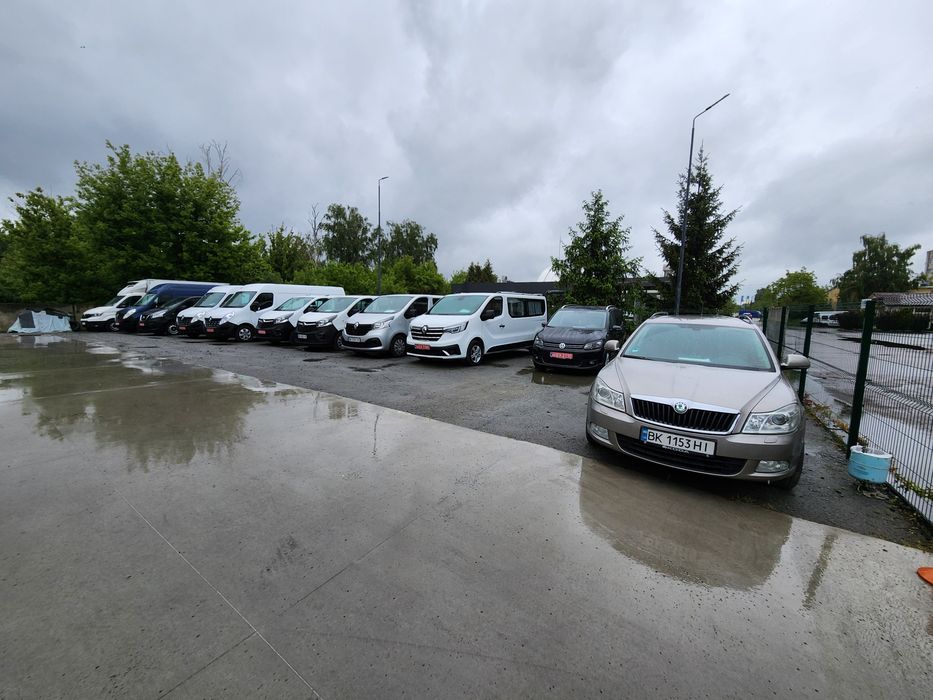 Продаж СВІЖОПРИГНАНИХ вантажних і пасажирських бусів