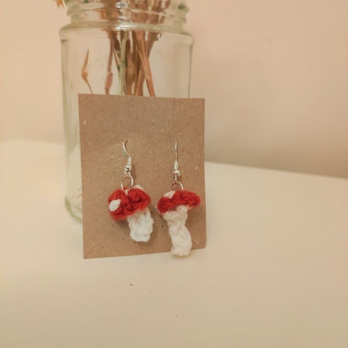 Kolczyki grzyby muchomory ręcznie robione na szydełku