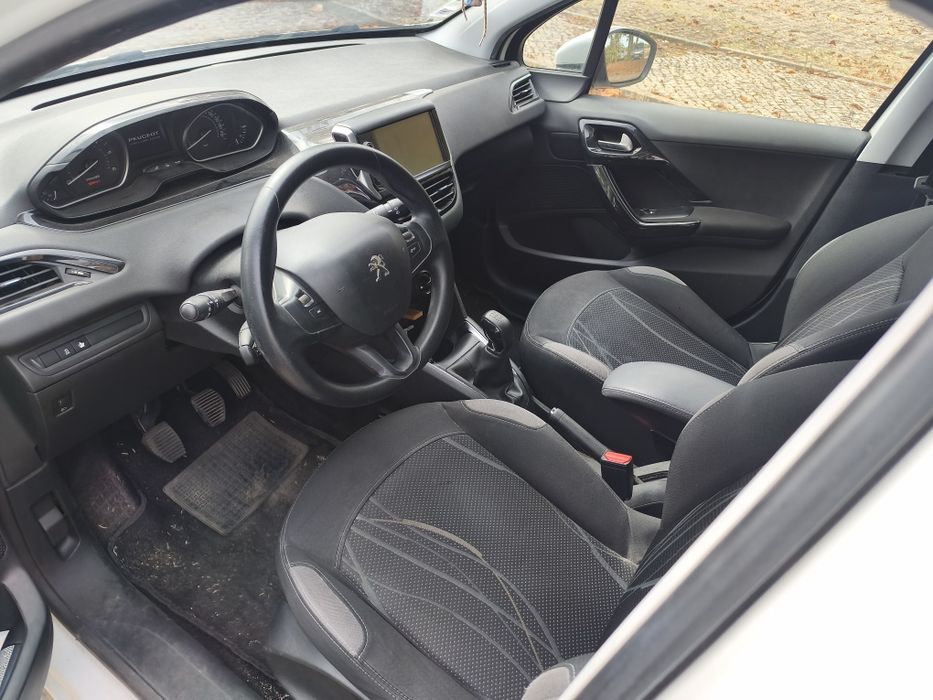 Peugeot 208 1.6 HDI