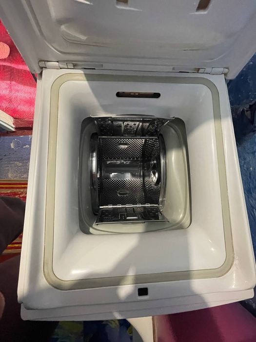 Пральна машина Whirlpool AWE 6516 на запчастини або відновлення