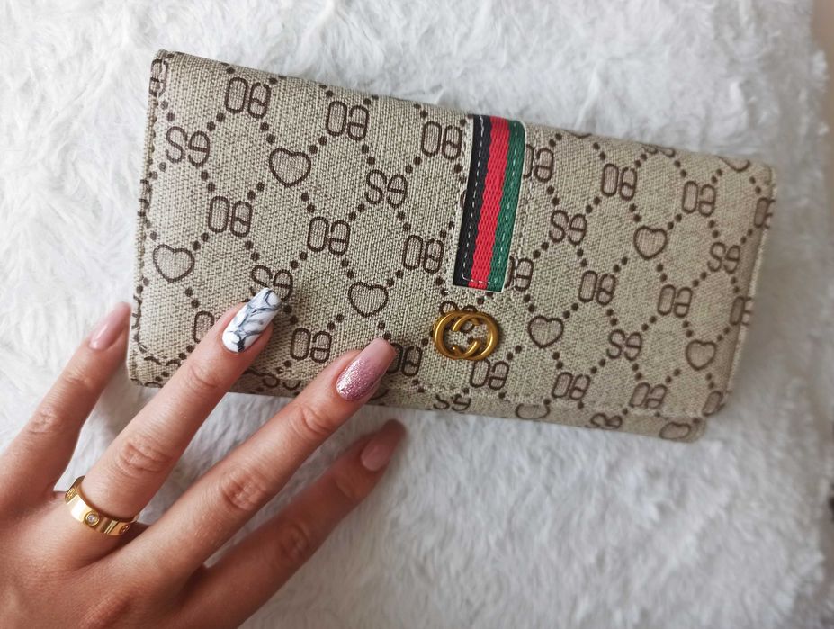 Portfel damski 2025 markowy beżowy monogram - TANIO!