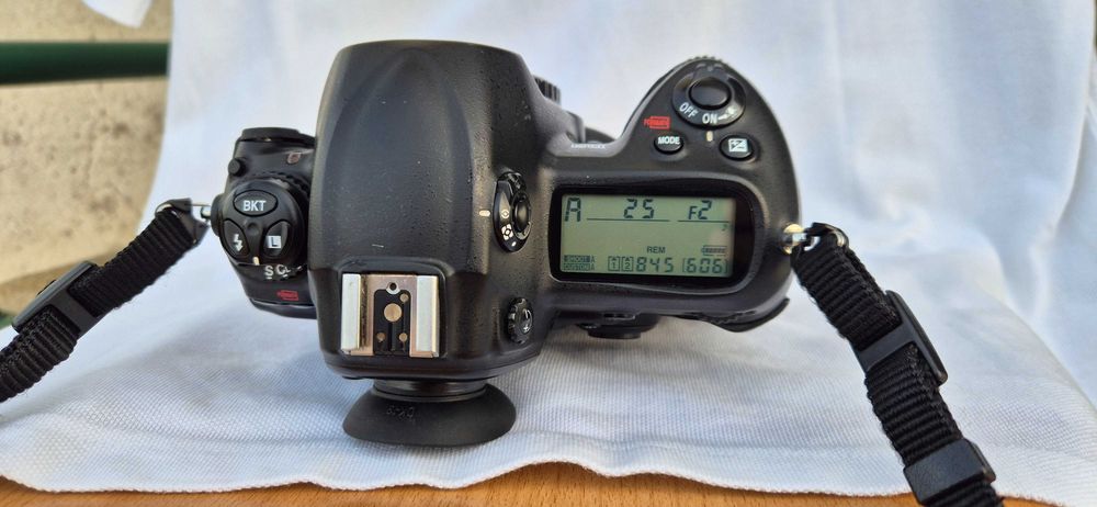 Nikon D3 Profissional Full Frame Lendária poucos disparos