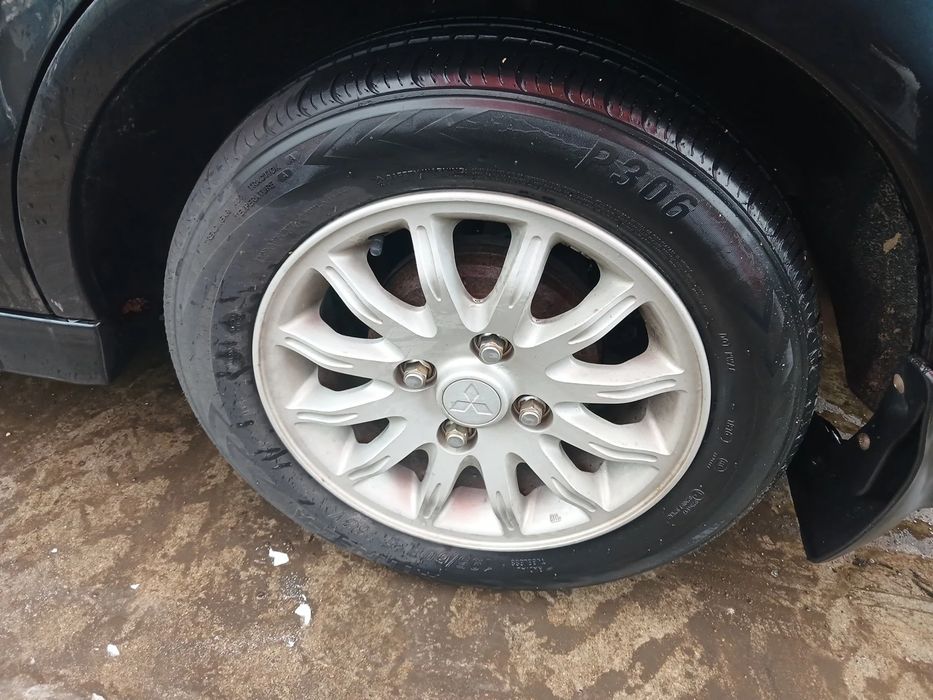 Conjunto de jantes MITSUBISHI Galant VI Sedan (EA_)