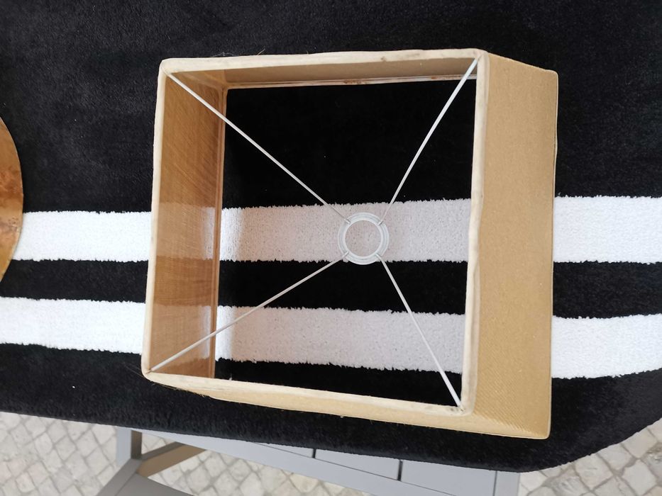 Abatjours teto e mesa